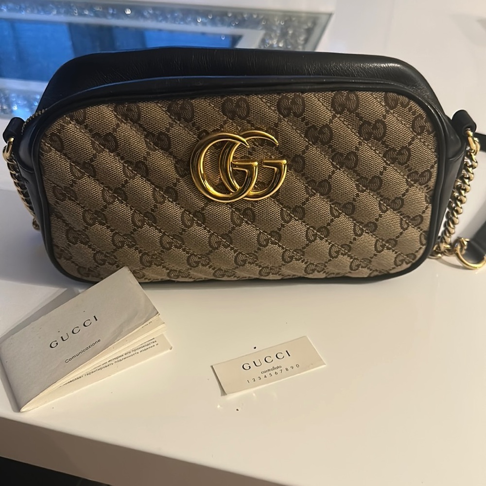 Authentic Gucci crossbody bag